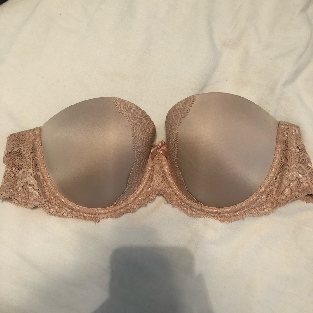 VS Strapless Bra